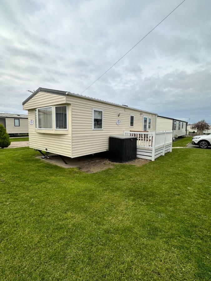 6 Berth Caravan On Marine Holiday Park Hotel Рил Екстериор снимка