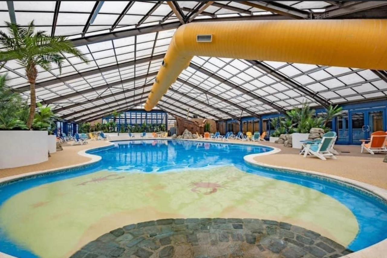 6 Berth Caravan On Marine Holiday Park Hotel Рил Екстериор снимка