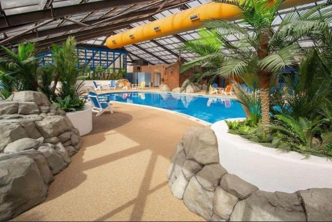 6 Berth Caravan On Marine Holiday Park Hotel Рил Екстериор снимка